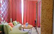 Others 4 Modern Studio Room Apartment at Art Deco By Travelio