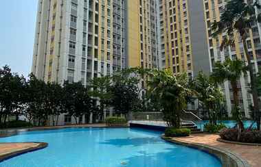 Others 2 Springlake Summarecon by Sans Rooms