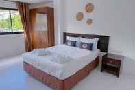 Kamar Tidur RoomQuest The Beach Kalim Patong