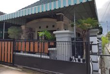 Bên ngoài Home Sweet Home by Adiputra