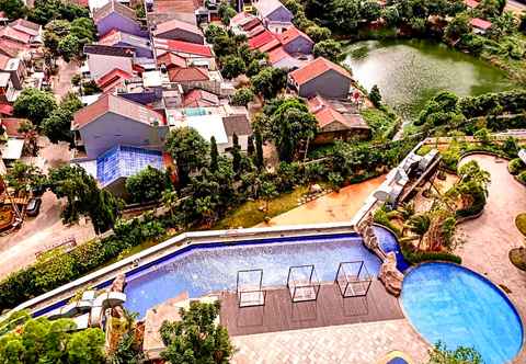 Swimming Pool Mrs Sewa @Grand Kamala Lagoon