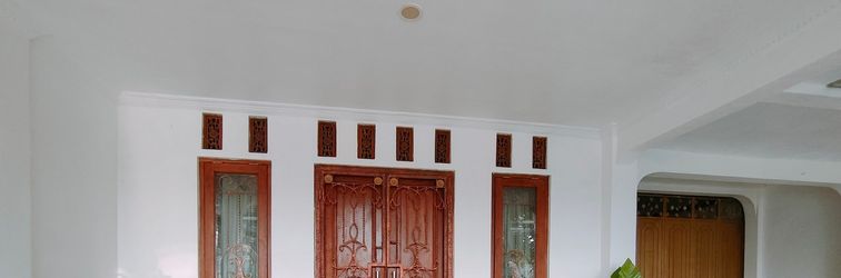 Lobby RedDoorz Syariah near Jogja Expo Center