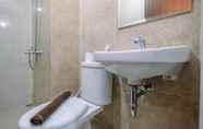In-room Bathroom 6 Wonderful 2BR at Apartment Transpark Cibubur By Travelio