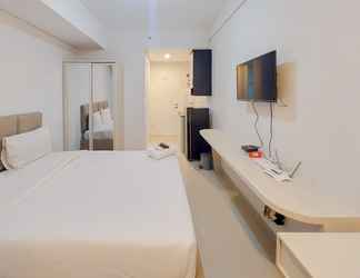 Kamar Tidur 2 Homey and Scenic Studio Barsa City Apartment By Travelio