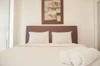 Kamar Tidur Homey and Best Choice Studio Tifolia Apartment By Travelio