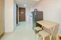 Lobi Cozy Stay Studio at Apartment at H Residence By Travelio