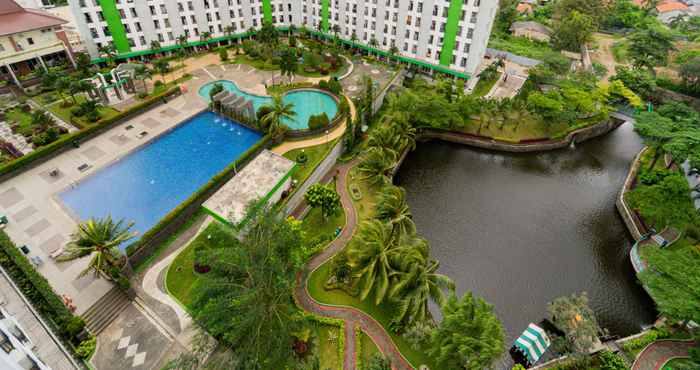 Luar Bangunan Apartemen Green Lake View Ciputat by Alfa Rooms