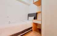 Kamar Tidur 2 Homey and Exclusive 3BR Sky House BSD Apartment By Travelio