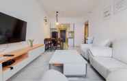 Lobi 4 Homey and Exclusive 3BR Sky House BSD Apartment By Travelio