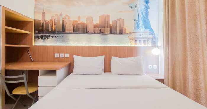 Bedroom Comfy and Cozy Living Studio Sky House BSD Apartment By Travelio