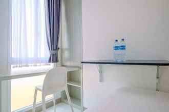 Bilik Tidur 4 Nice and Simply Studio at Tokyo Riverside PIK 2 Apartment By Travelio