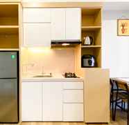 Common Space 3 Combined and Spacious 1BR Vasanta Innopark Apartment By Travelio