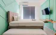 ห้องนอน 2 Modern Look Studio at Apartment Sky House Alam Sutera By Travelio