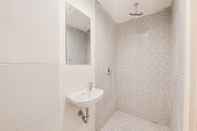 In-room Bathroom Good Choice Studio Aeropolis Residence Apartment By Travelio