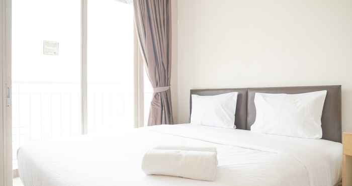Kamar Tidur Comfort Stay and Homey 2BR Mangga Dua Apartment By Travelio