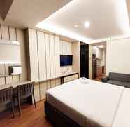 Bedroom 4 Homey and Nice Studio at Mataram City Apartment By Travelio