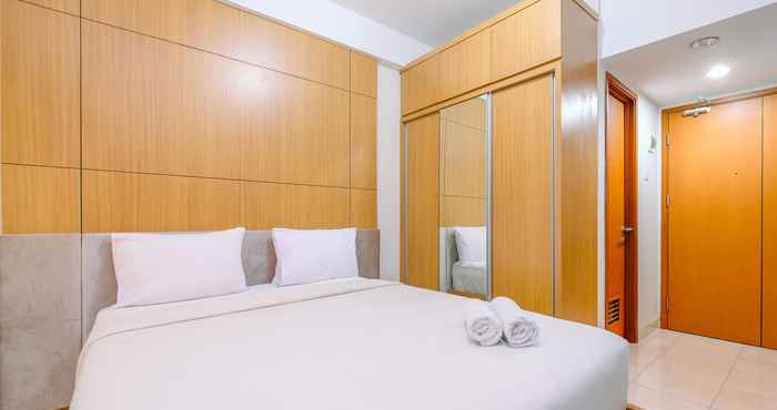 Bedroom Simply Look Studio Apartment at Margonda Residence 5 By Travelio
