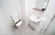 In-room Bathroom 5 Simple and Modern Studio (No Kitchen) Apartment at Suncity Residence By Travelio