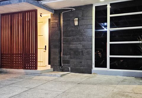 Exterior Aksara de jiva @ Pakuwon Indah cluster