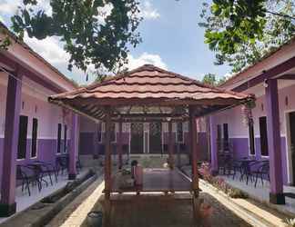 Bên ngoài 2 Homestay Sukses Tambora