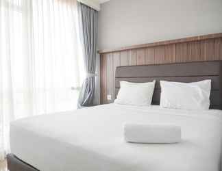 Kamar Tidur 2 Comfy and Modern Look 2BR Menteng Park Apartment By Travelio