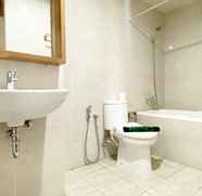 In-room Bathroom 4 Big Studio at Mustika Golf Residence Apartment By Travelio