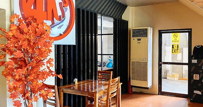 Bên ngoài RedDoorz @ 4ks Pension House Bogo City Cebu