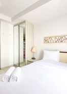 BEDROOM Modern Look Studio Apartment at 17th Floor Azalea Suites By Travelio