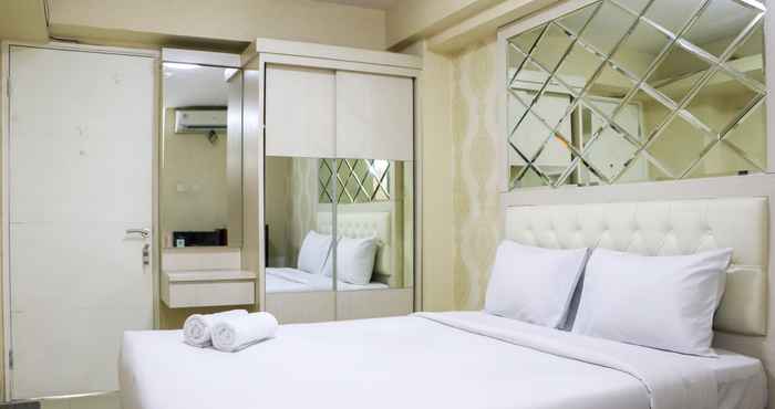 Bedroom Modern and Strategic Studio at Bassura City Apartment By Travelio