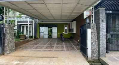 Exterior 4 RedDoorz Syariah @ Prapen Jaya Surabaya