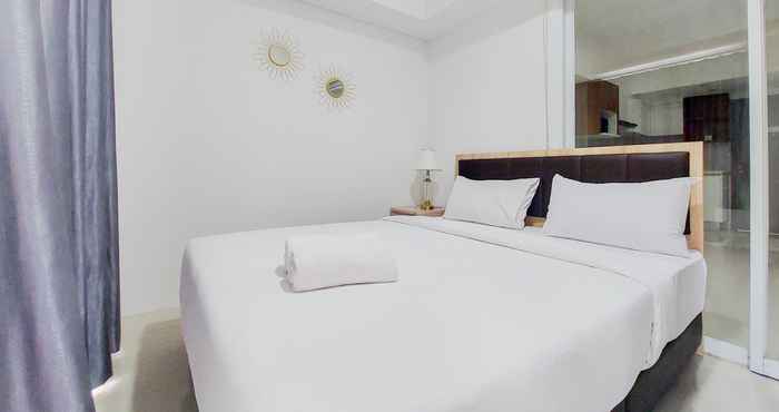 Kamar Tidur Cozy Stay and Homey 1BR Tamansari Bintaro Mansion Apartment By Travelio