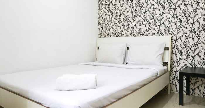 ห้องนอน Well Furnished and Best Deal 2BR Bassura City Apartment By Travelio