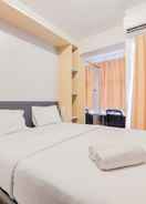 BEDROOM Modern and Cozy Studio at Serpong Garden Apartment By Travelio