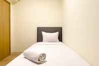 Bilik Tidur Cozy and Well Designed 2BR Meikarta Apartment By Travelio