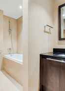 BATHROOM Comfort and Nice 2BR at Branz BSD City Apartment By Travelio