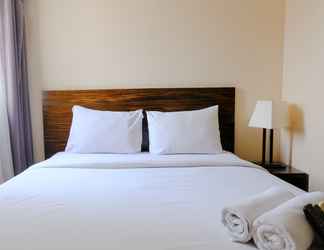 Kamar Tidur 2 Cozy 3BR Braga City Walk Apartment By Travelio