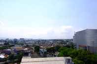 ล็อบบี้ Homey 2BR at Tamansari La Grande Apartment By Travelio