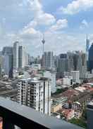 Others Cozy Studio Apartment KLCC & KL Tower View with Balcony @ Chambers Residence