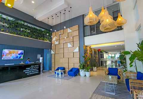 Lobby Hotel FortunaGrande Seturan Yogyakarta By Fosia Hotels