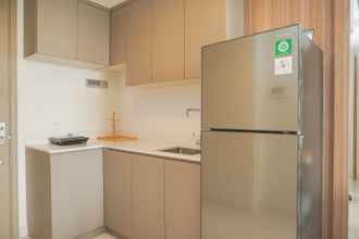 Common Space 4 Homey and Wonderful 2BR at Gold Coast Apartment By Travelio