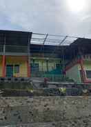 EXTERIOR_BUILDING RedDoorz near Pelabuhan Ajibata Parapat