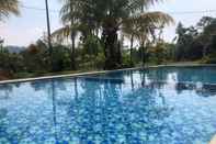 Hồ bơi Gardena Resort Hotel