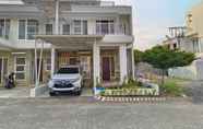 Bangunan 5 De Terrace Villa Kav 19 with Private Pool by N2K