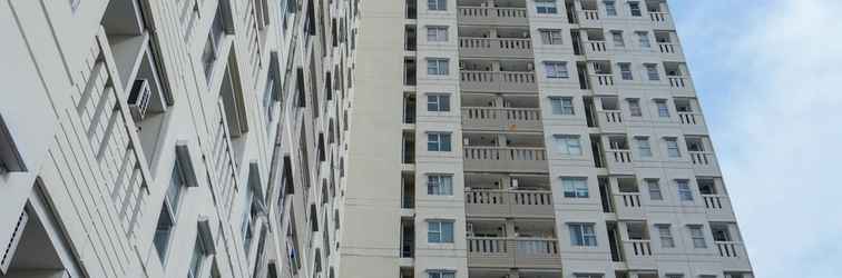 Lobi Homey and Comfortable 2BR Belmont Residence Puri Apartment By Travelio