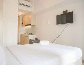 Kamar Tidur 2 Simply Studio at 18th Floor Apartment Tokyo Riverside PIK 2 By Travelio