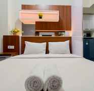 Bedroom 2 Best Deal and Modern Studio Vida View Makassar Apartment By Travelio