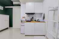 Common Space Homey and Best Deal 1BR The Ayoma Apartment By Travelio