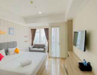 Kamar Tidur 2 Elegant and Good Choice Studio Menteng Park Apartment By Travelio