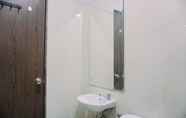 In-room Bathroom 6 Warm and Cool 2BR at Northland Ancol Apartment By Travelio