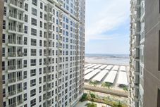 Lobi Homey and Cozy Studio Room Tokyo Riverside PIK 2 Apartment By Travelio